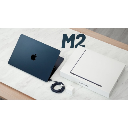 Macbook Air M2 13in 8GB/256GB